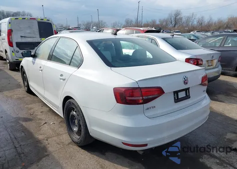 2016 Volkswagen Jetta 1.8T Sport z USA, uszkodzony, nr VIN 3VWD17AJ1GM336596